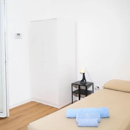 Cleo Viola Διαμέρισμα *