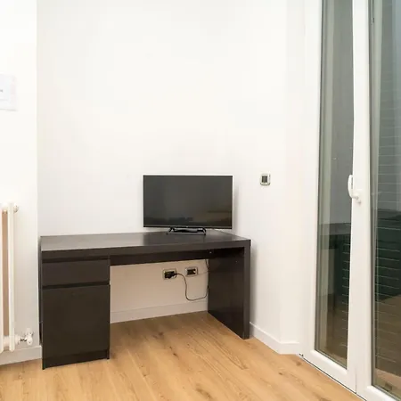 Cleo Viola Ανκόνα